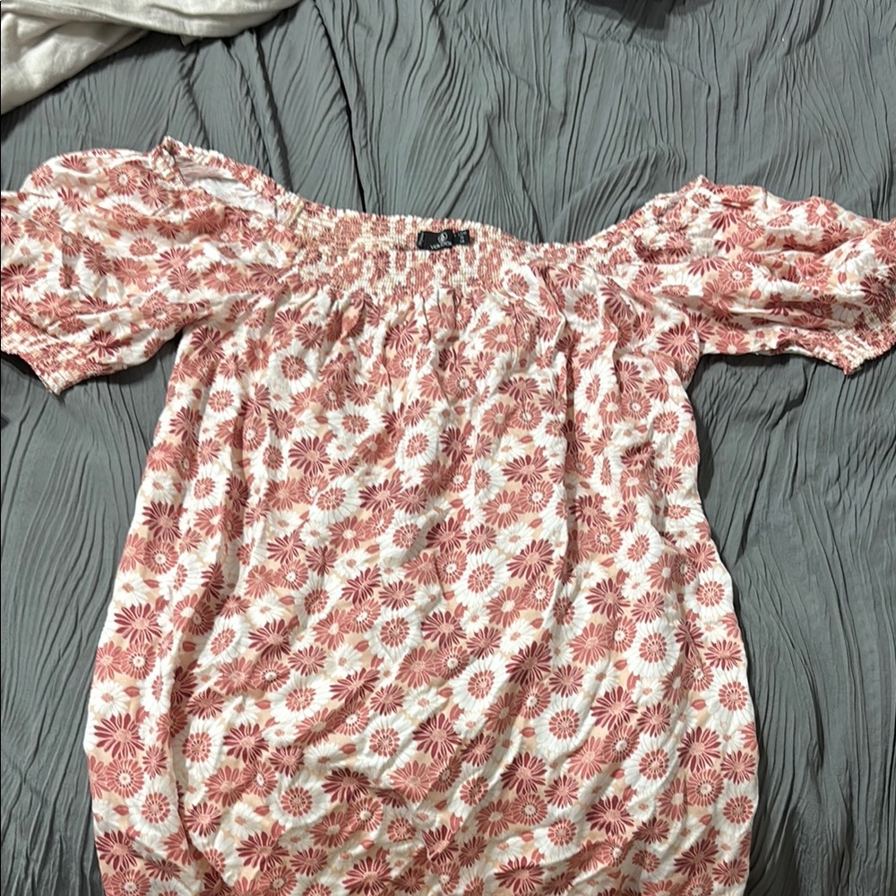 Volcom White Puff Sleeve Smocked Blouse